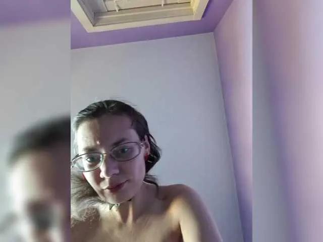 analiMilana on BongaCams 