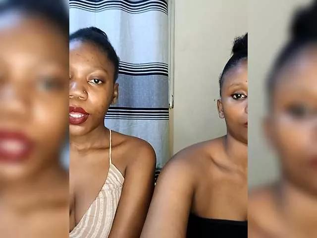 Ebbonyrakael on BongaCams 