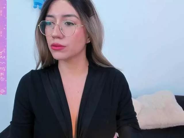 EllaDavs on BongaCams