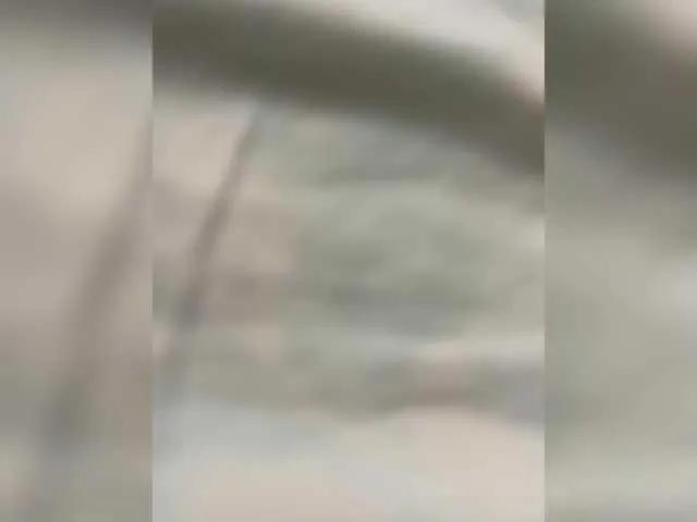 Essss33331 — Generous men????