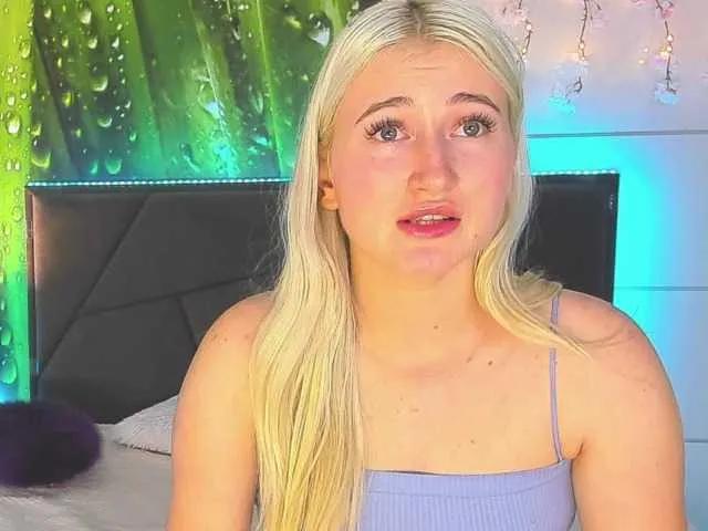 HollyTaillor — I'm turned on by confidence and curiosity. There's something incredibly exciting about someone who knows what they want and isn't afraid to explore new experiences