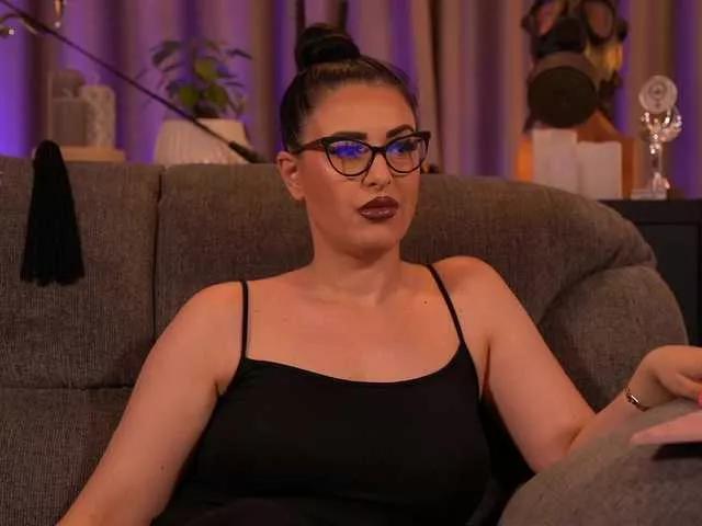 KellyKent on BongaCams 