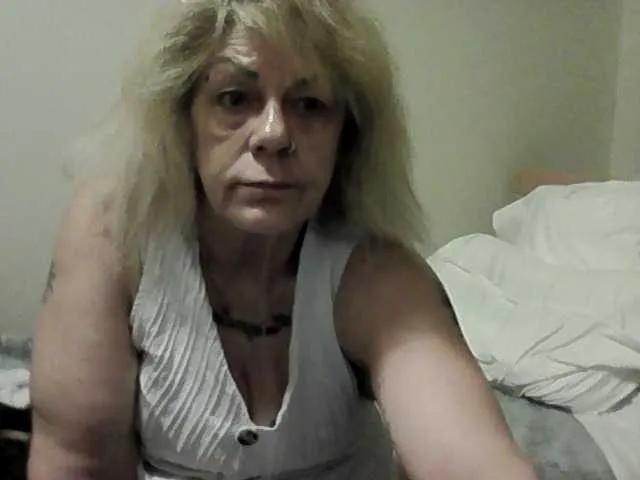 latexshantie — younger men: seeing playing and come give orders slaves