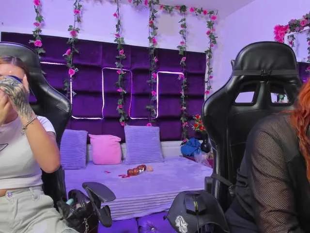 LizaAndCharlottt — Motivanos a ponernos calientes con propinas y te mostraremos nuestros cuerpos sexys, lamer el coo y besos candentes nos excitaran mucho.