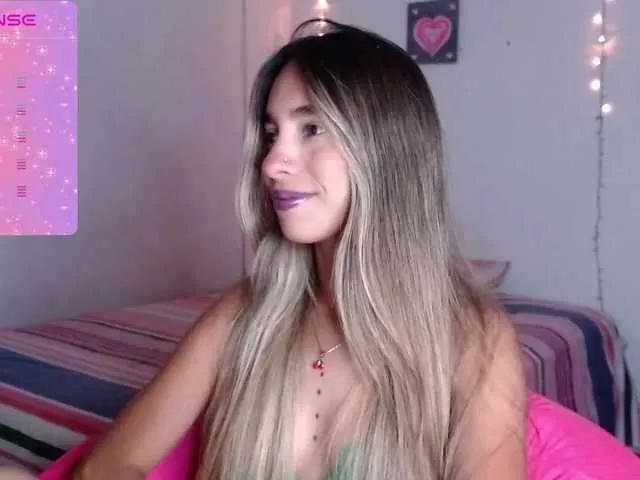 Mitch-Wilson — I love voyerism, it's my greatest fetish and that's why I'm here, I will enjoy your company if you take the time to tell me that you like me, this room will get hot if you tell me your fetishes too...!!!