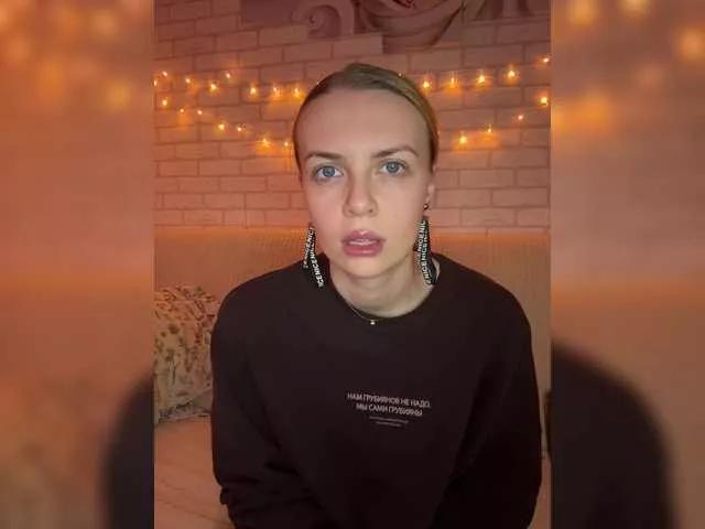 Pinkwave on BongaCams