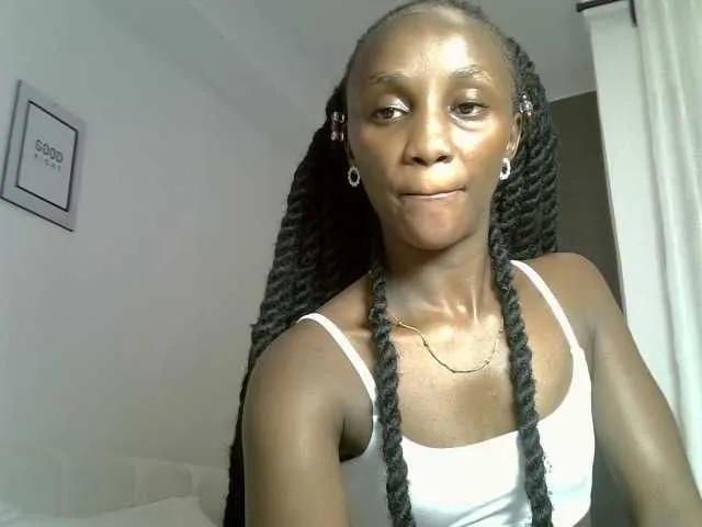 Prettygee on BongaCams