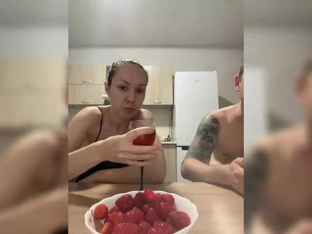 Sweet-Kisulk1 on BongaCams