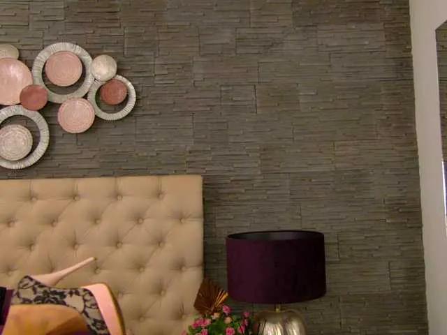 VannyFoxx on BongaCams 