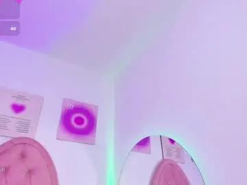 amandalee26 on Chaturbate 