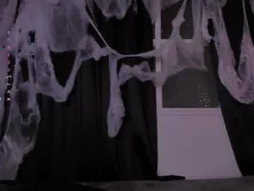 aramjones on Chaturbate 