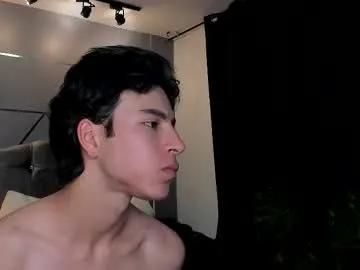 chrristopher77 on Chaturbate 