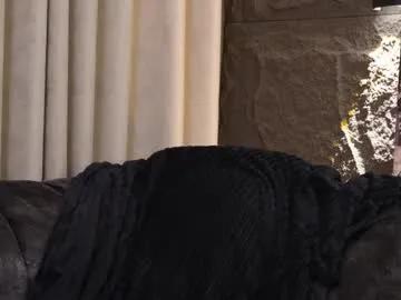 dann_saenz — Striptease & Muscle worship + Oil Up [375 tokens left] #lovense #cum #master #feet #cut