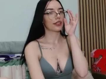 ella_chloe — #tattoo #italian #tipme #brunette #naturalbody [985 tokens remaining]