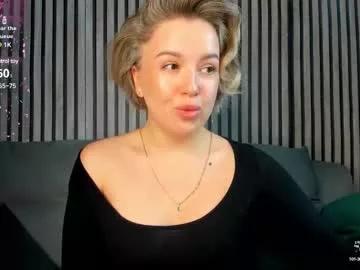 nikki_kai on Chaturbate 