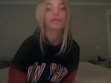 oliviacarterrr — shirt off #18 #fun #blonde [1111 tokens remaining]