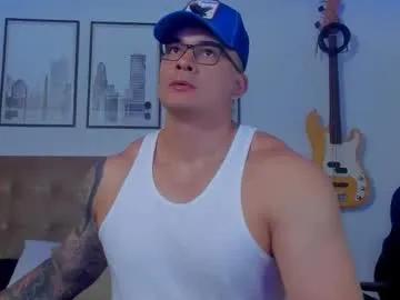 sean_carrera69 — GOAL: Two lovenses and Cum time [2001 tokens remaining] Welcome guys! #slave #latino #cum #muscle #edge