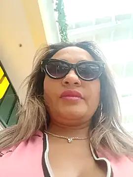 Afroditecash — Wet pussy, off panties, show pussy