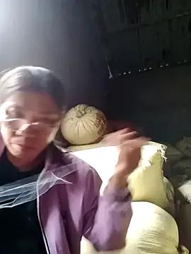 bella-la — Freechat on StripChat