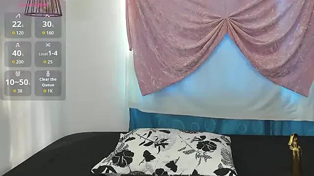 Catalina_Fern on StripChat 