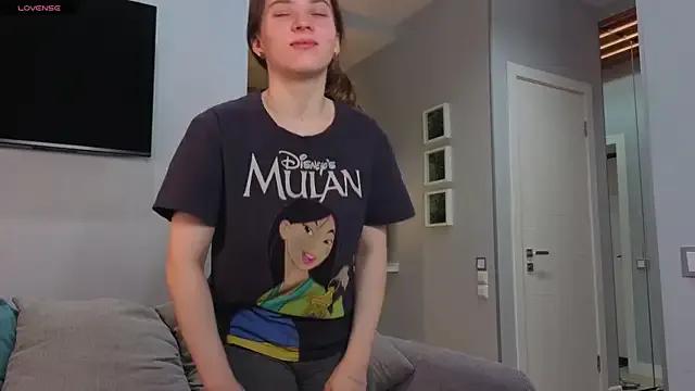 DonnaBurkee on StripChat 