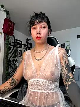 EemaHaruki on StripChat 