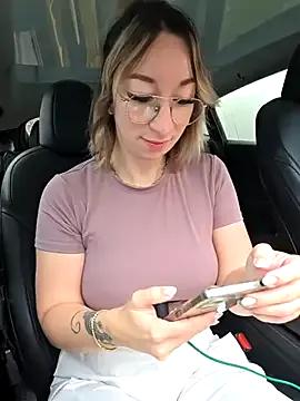 Giuliana_baby — 100 fesss+choisi une action 