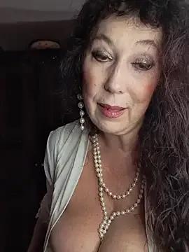 GypsyEsmeralda — Freechat on StripChat