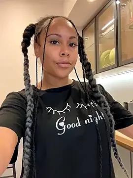 HaileyDiana — Spread and massage my clit