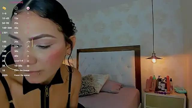 IRISCLARK1 on StripChat 