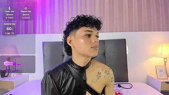 Kai_riptide — Freechat on StripChat