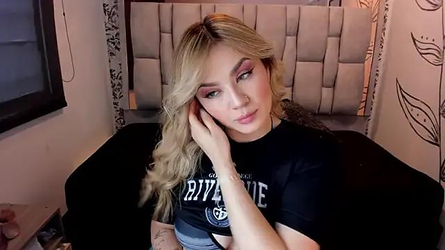 KataHot_ — TIME TO PLAY WITH MY PUSSY