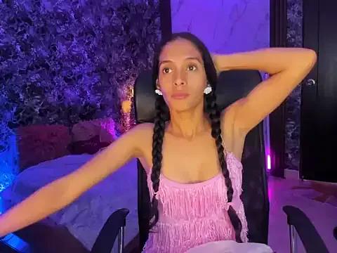 Laura_swett — apply oil on my breasts