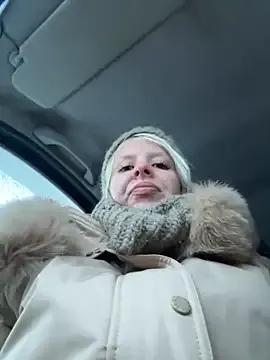 LikaCat — Masturbate show