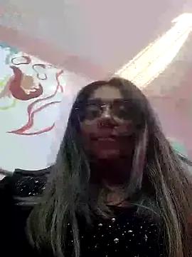 Lovelyrainn — Freechat on StripChat