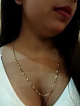 Maahhii_2 — Show Pusssy