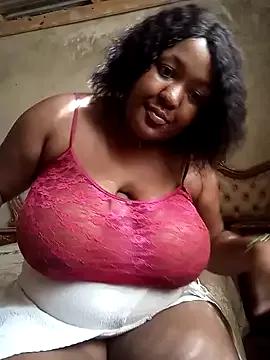 Missmoox24 on StripChat 