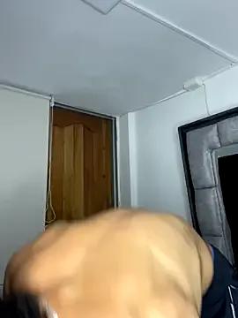 MR_MUSCLE on StripChat 