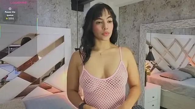 Saara_evans_ on StripChat 