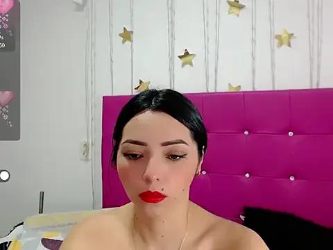 sara_arias00 on StripChat 
