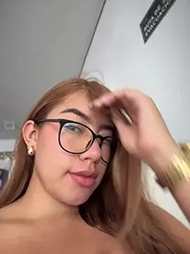 sara_calderon — PANTY OFF + FINGER IN MY WET PUSSY 