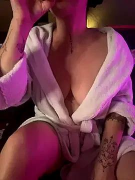 TheNaturalistX — Hi Freja