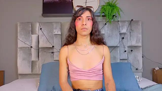 TiffValentinee_ — show asshole 