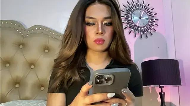 Worldclass_Maxxine_ — NO ONES LOVES ME COZ IM UGLY