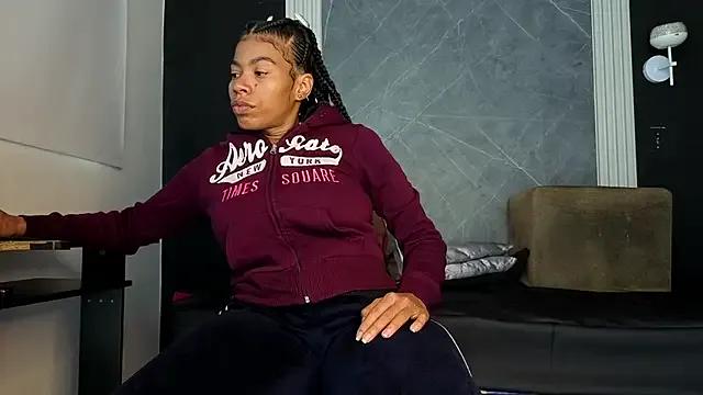 YummyDuooo on StripChat 