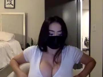 _natycutei19 model from Chaturbate