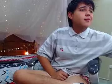 andrewsmile_ from Chaturbate is Freechat