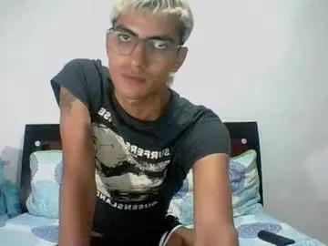 axellatino_ from Chaturbate is Freechat