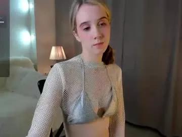 dearly_emily from Chaturbate is Freechat