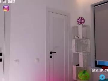 emi_lia_sweet from Chaturbate is Freechat